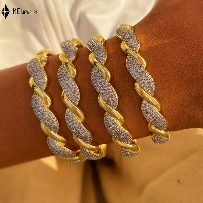 High-End Featuring Two Tone Di - Women'S Accessories Manufacturers review and price