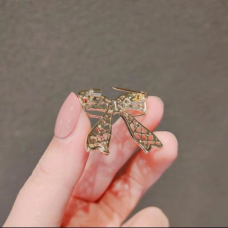 Punk Girl Brooch 2025 Fashiona - Women'S Accessories Manufacturers review and price